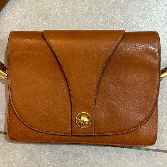 *AUTHENTIC** Gucci Vintage Brown Leather Flap bag - Picture 3 of 12